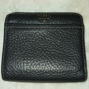 Fossil Black Leather Bi-Fold Wallet (Vintage 1984)